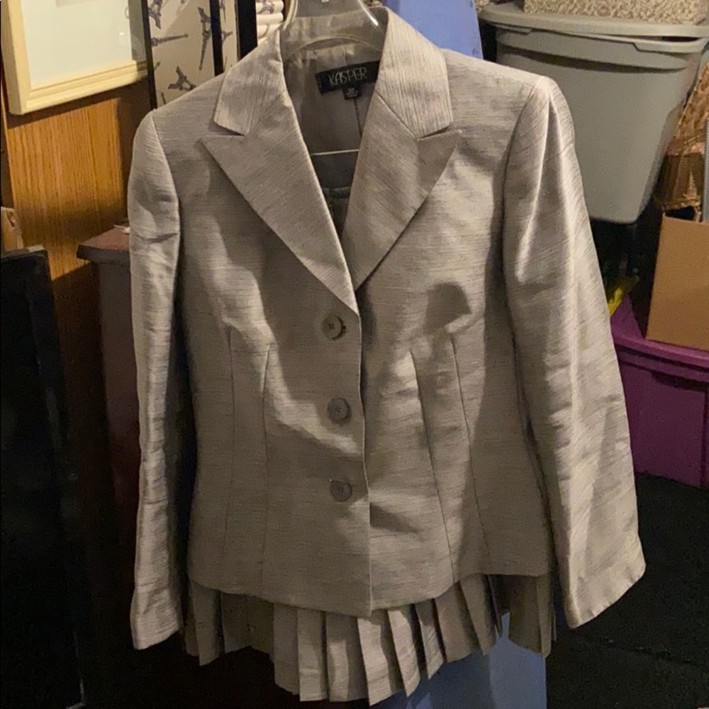Jacket and skirt (suit)